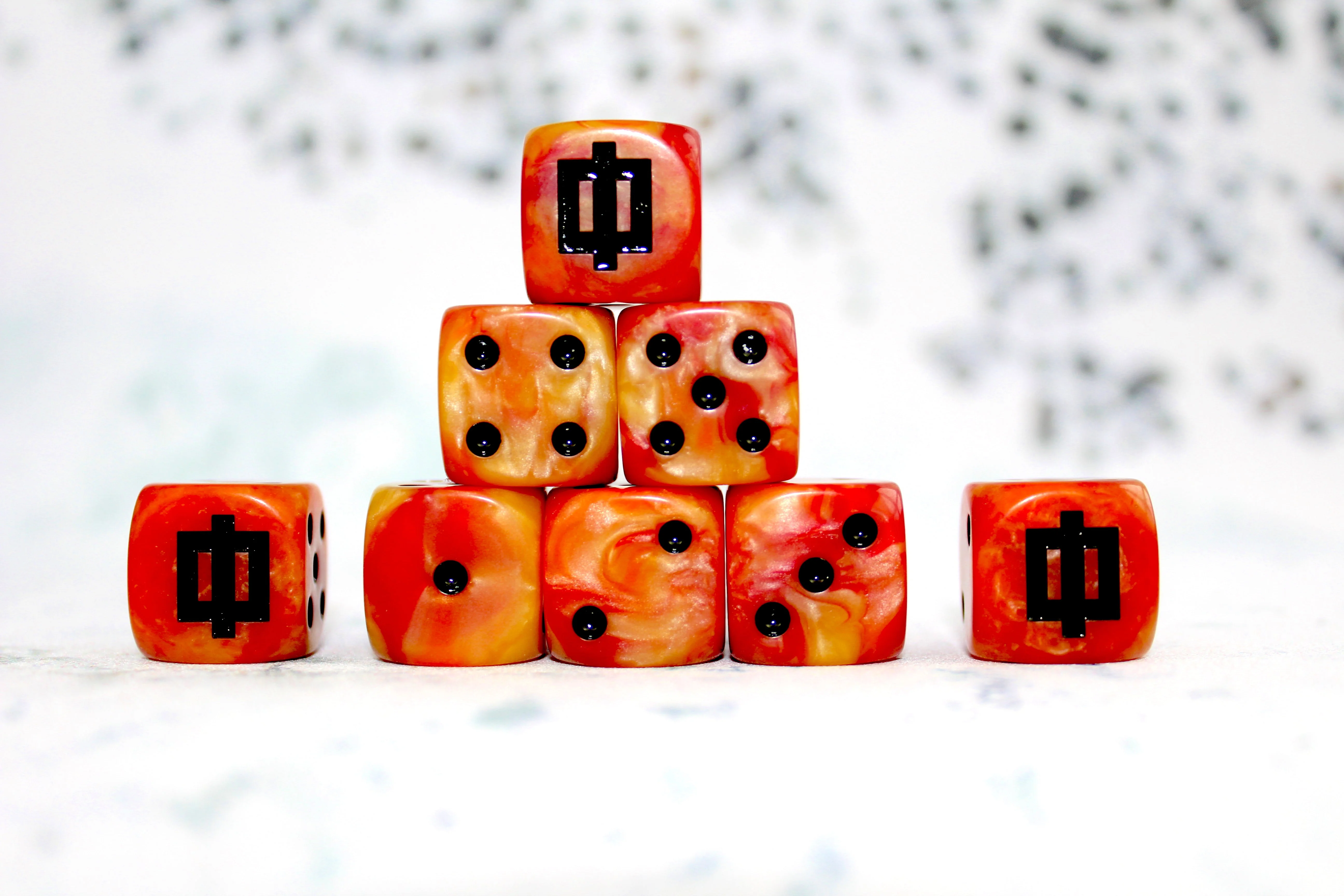 Dwarven Fyre Rune 16Mm Dice - Image 2