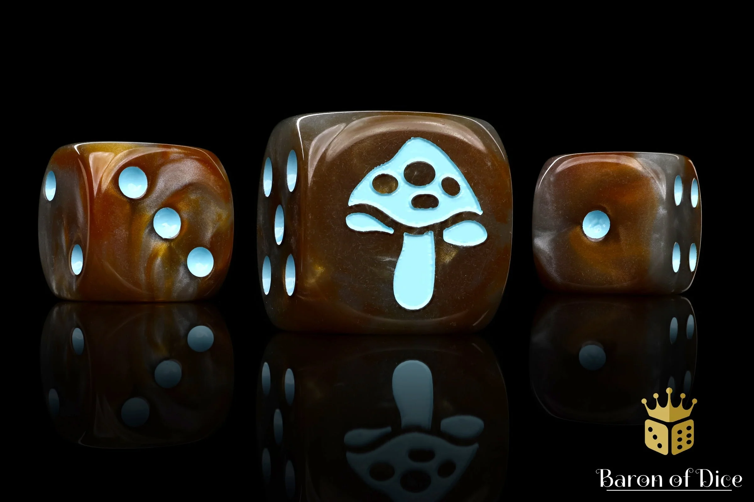 Shroom' Ice Blue 16Mm Dice - Image 4