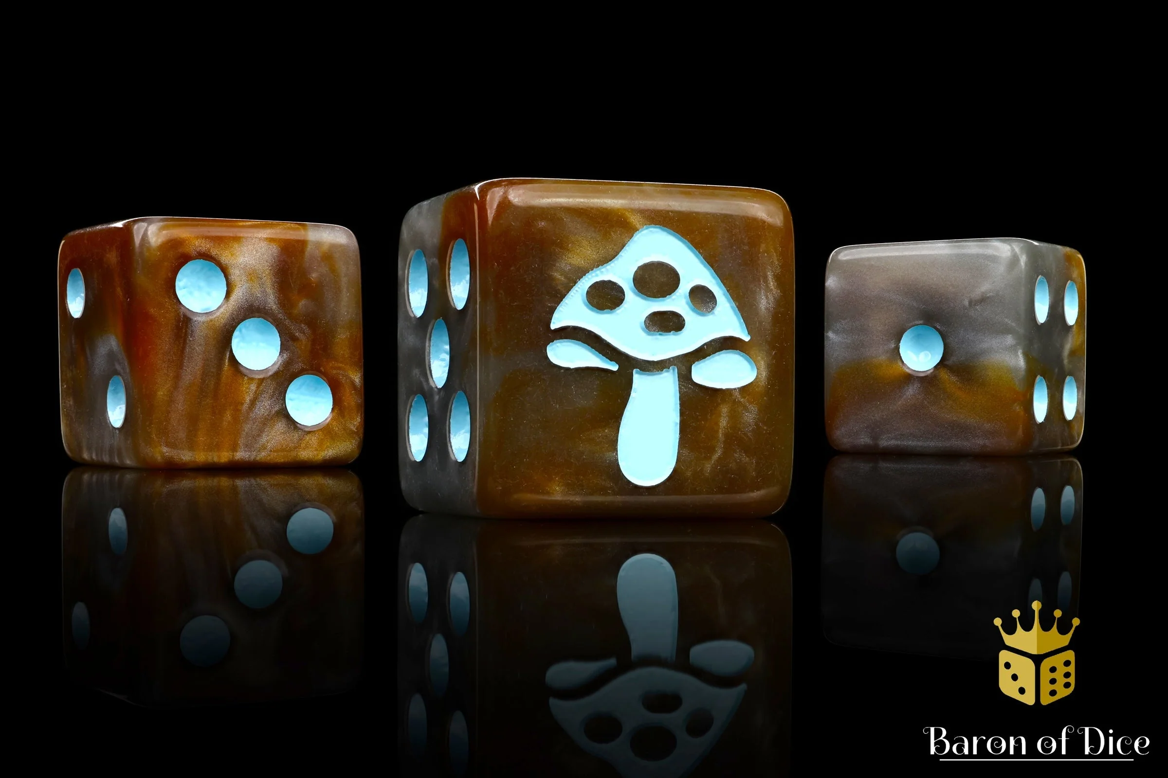 Shroom' Ice Blue 16Mm Dice - Image 5