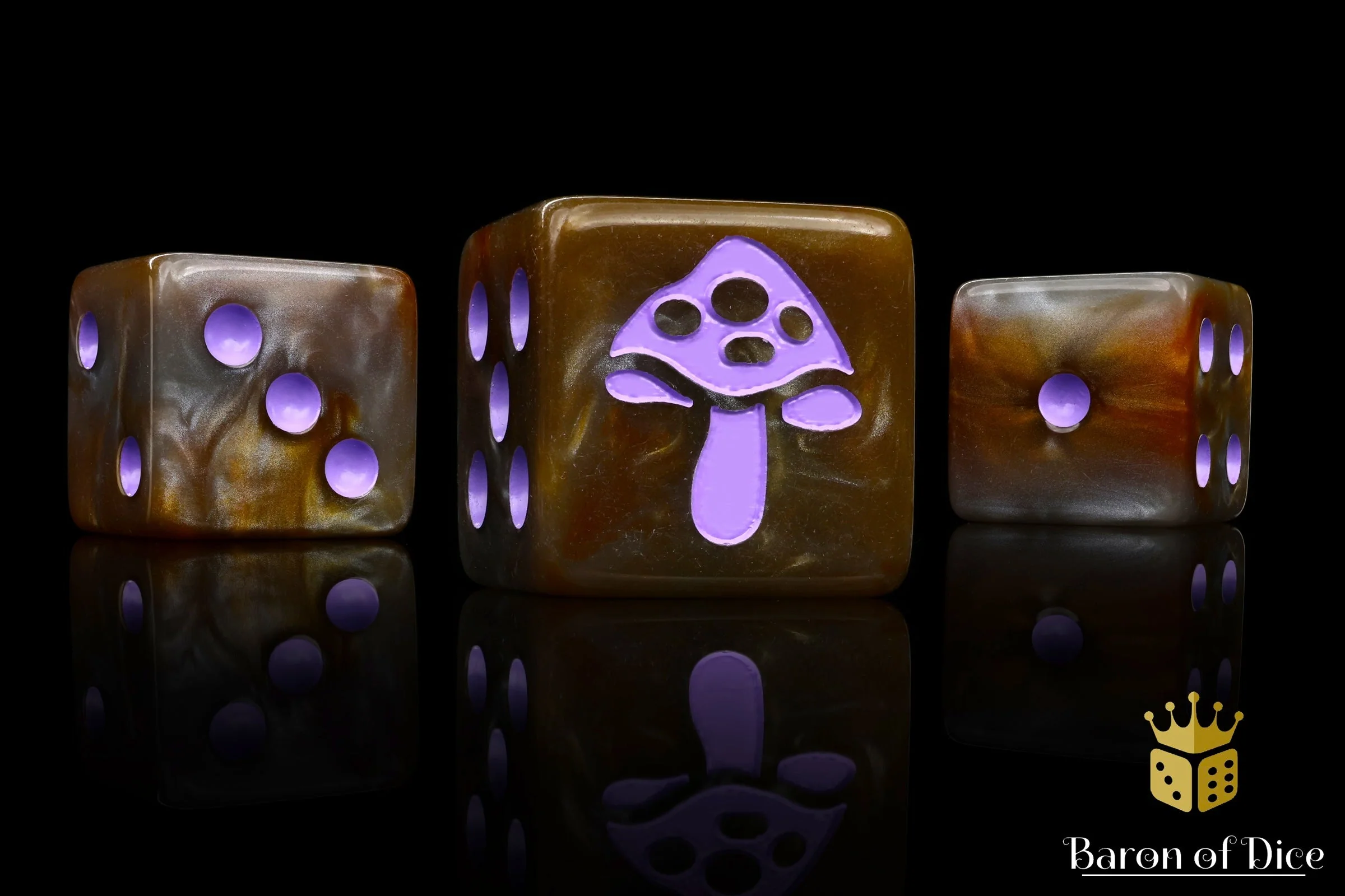 Shroom' Purple 16Mm Dice - Image 4