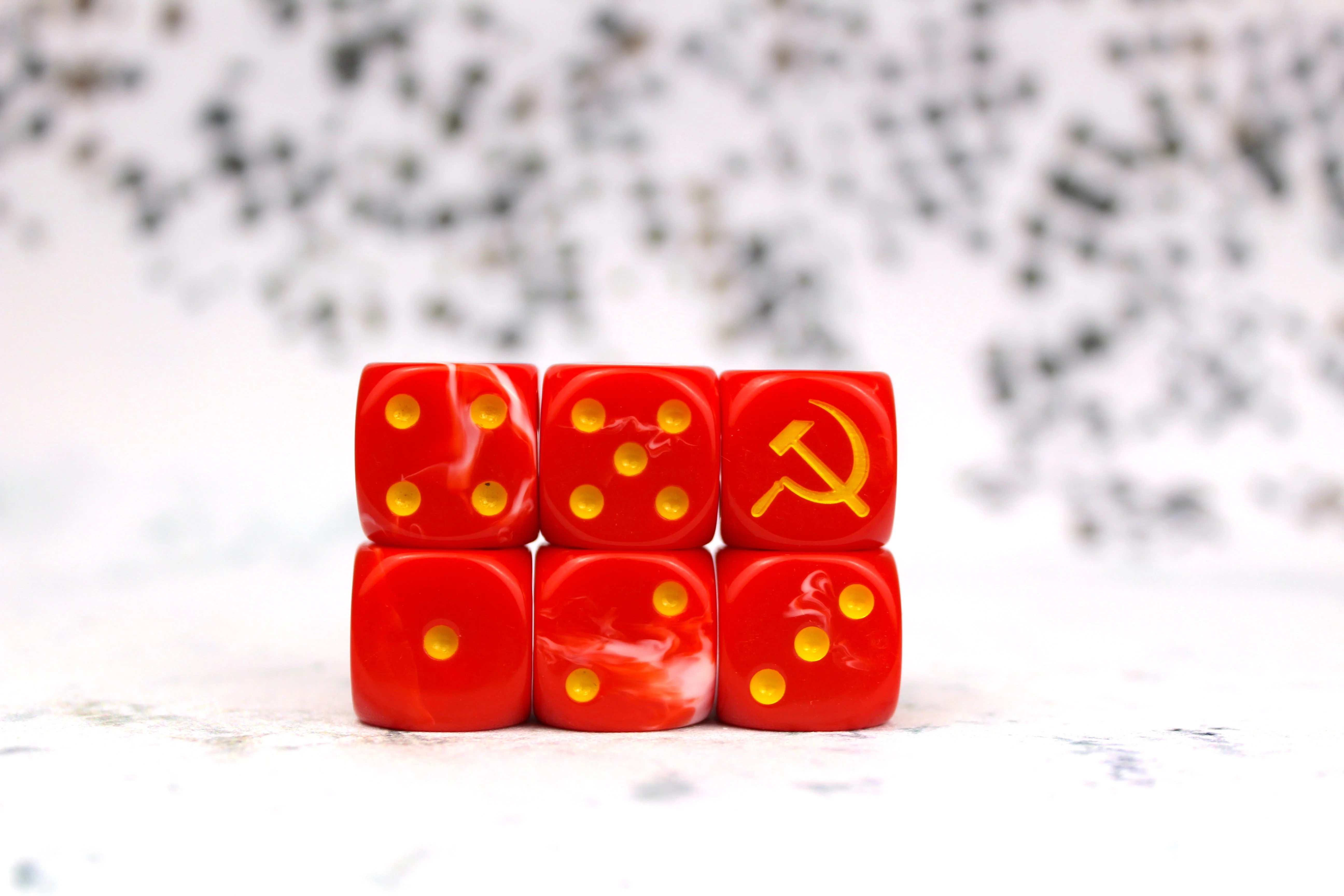 Soviet 16Mm Dice - Image 4